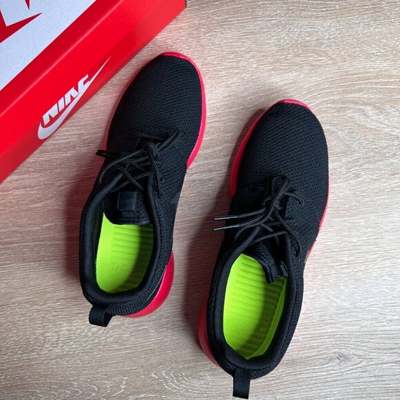 Nike Roshe Run Anthracite Siren Red - Picture 9 of 12